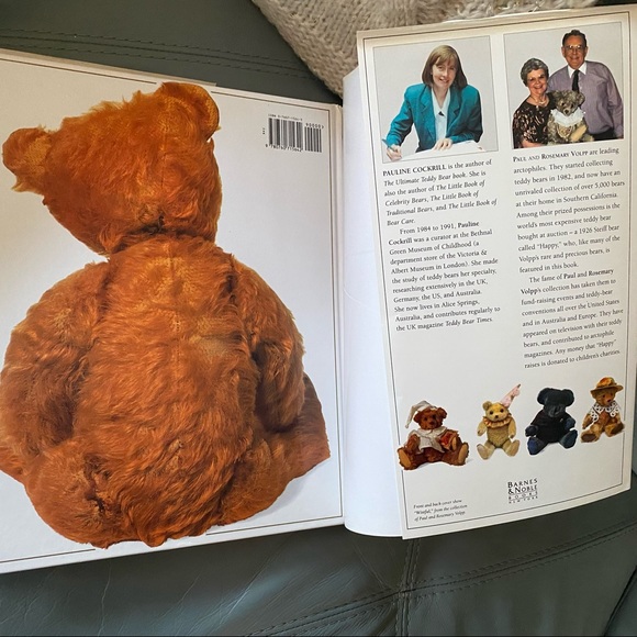 THE TEDDY BEAR ENCYCLOPEDIA Pauline Cockrill - Picture 7 of 14